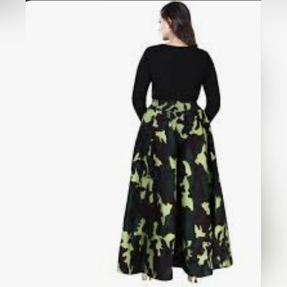 NWT Kari ChicCamo Maxi Skirt Sz "One Size" - Picture 2 of 2